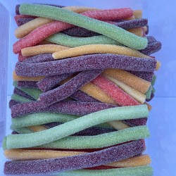 Fruchtgummi gefüllte Sticks Mix